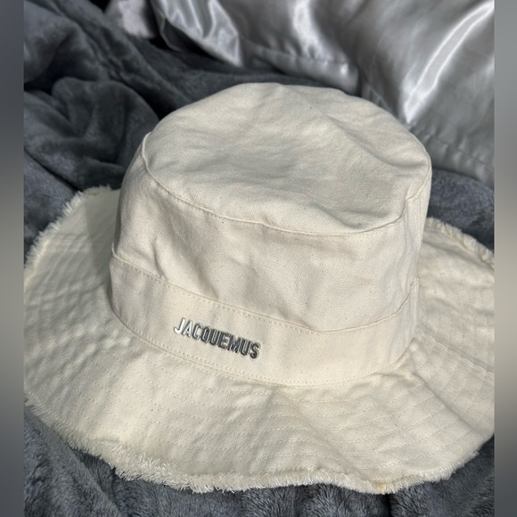 Jacquemus bucket hat - Picture 2 of 5